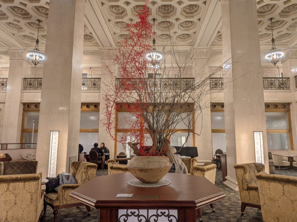 明治安田CAFE　店内